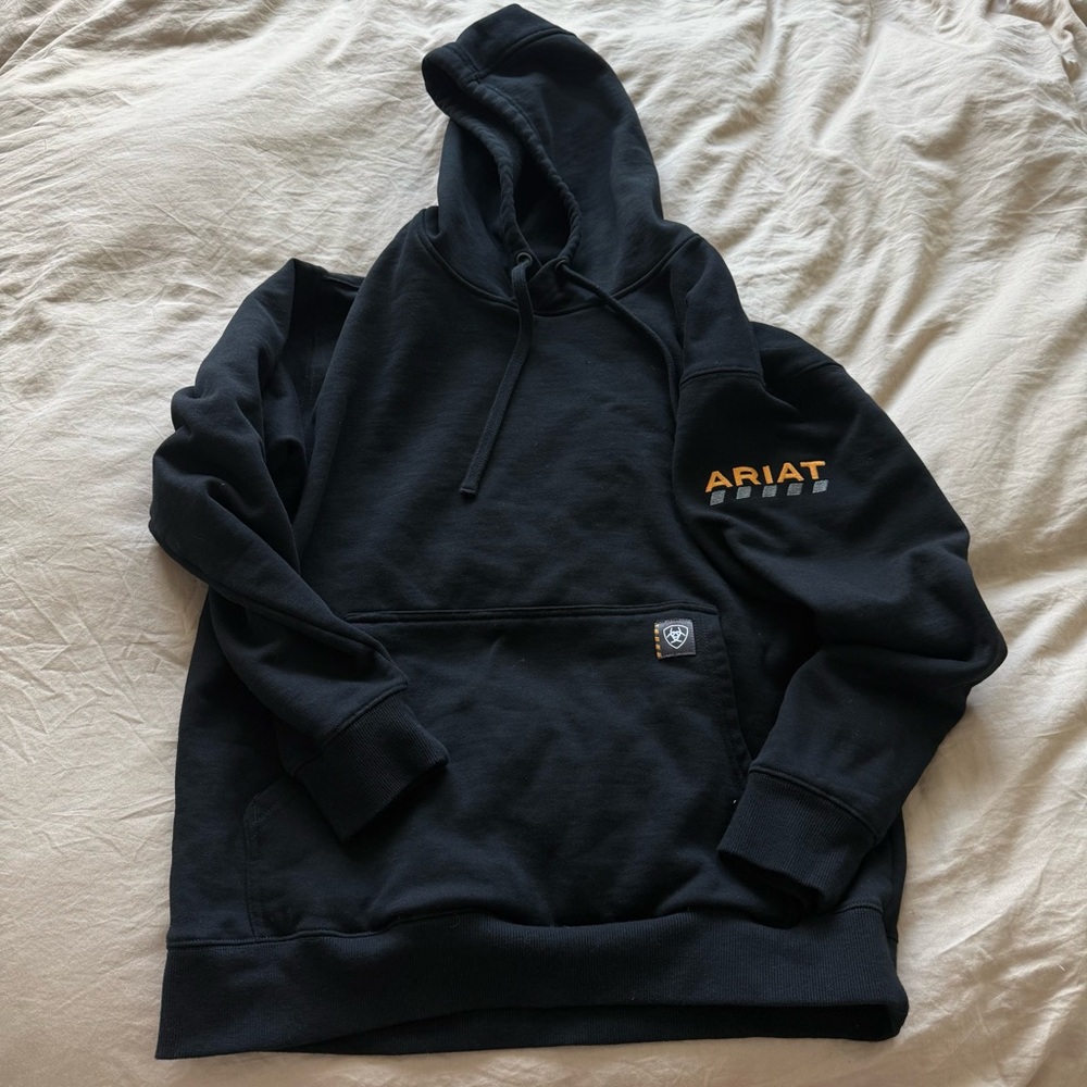 Women’s workwear Ariat hooded sweater medium